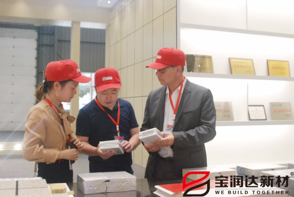 国货当自强 | 法国客户来访宝润达洽谈冷库板项目